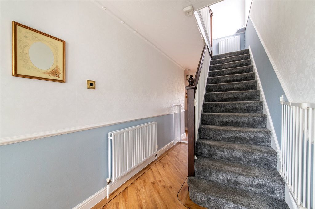 Property photo 3 of 24 Picture No. 19