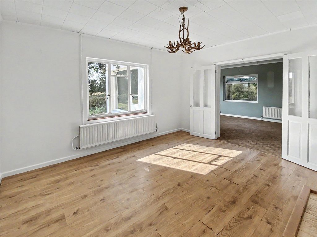 Property photo 3 of 25 Picture No. 29