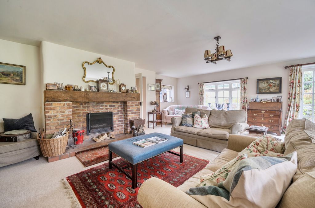 Property photo 3 of 33 1369380-22-690A31...