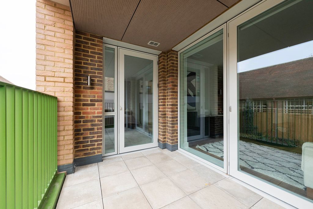 Property photo 3 of 20 Images