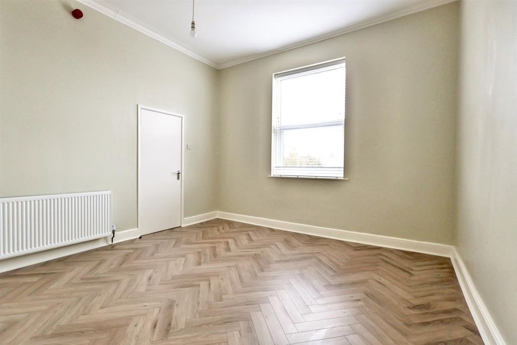 Property photo 3 of 15 Img_4806-2.Jpg