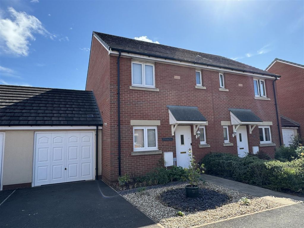 Property photo 1 of 25 Front View