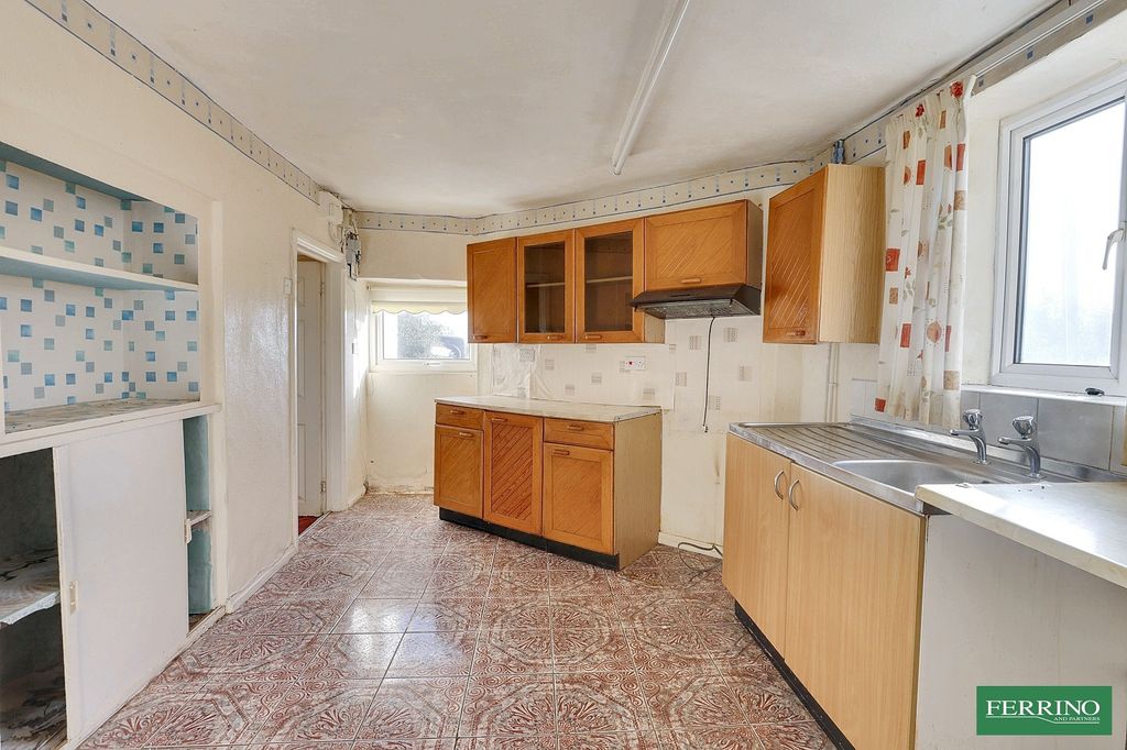 Property photo 3 of 24 Kitchen