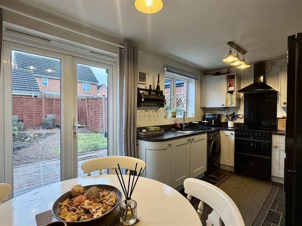 Property photo 3 of 20