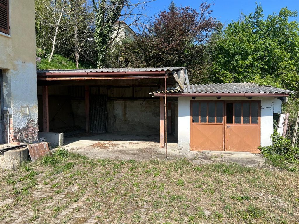 Property photo 3 of 10