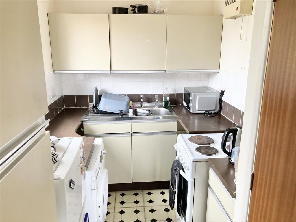 Property photo 3 of 8 Img_0273.Jpg