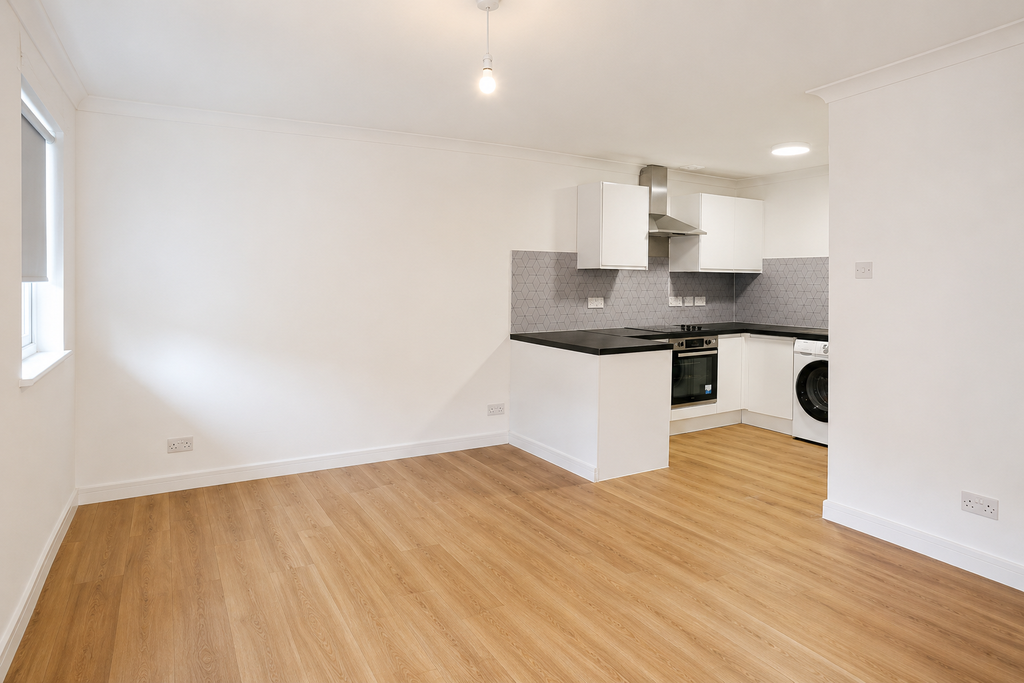 Property photo 3 of 10 Kitchen