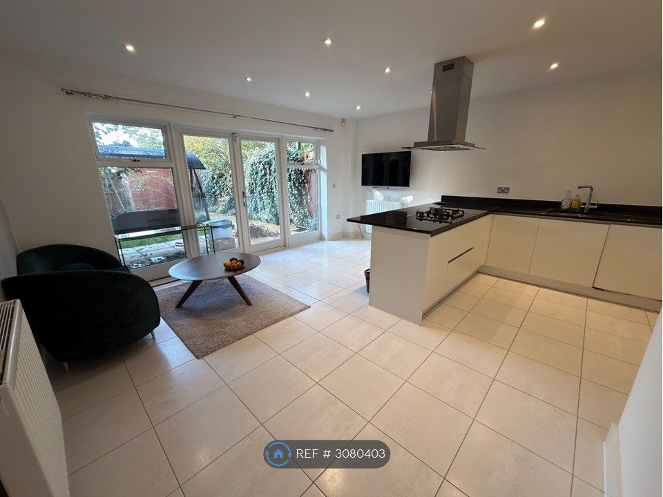Property photo 1 of 25