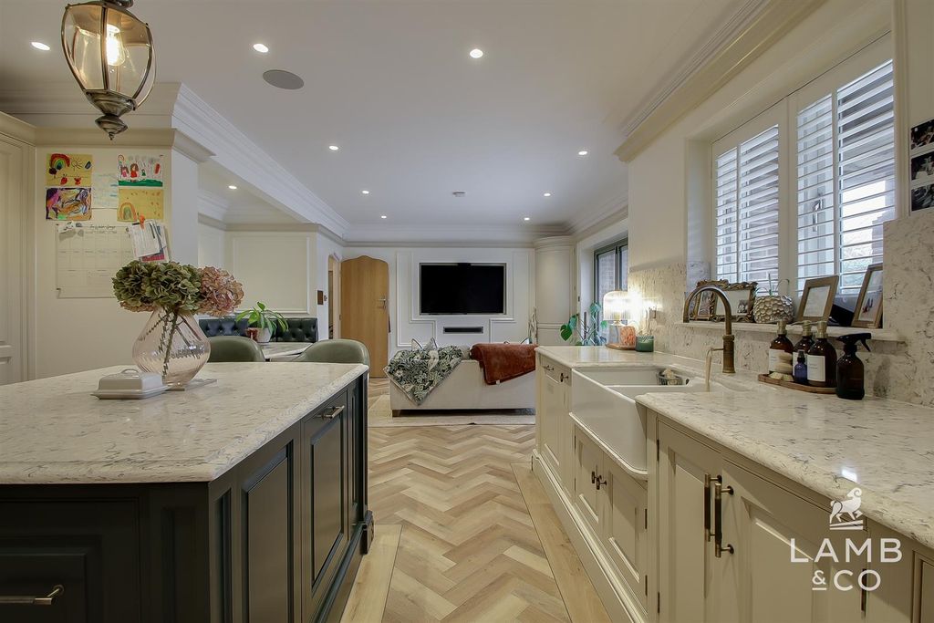 Property photo 1 of 50 Img_9315-Img_9319.Jpeg