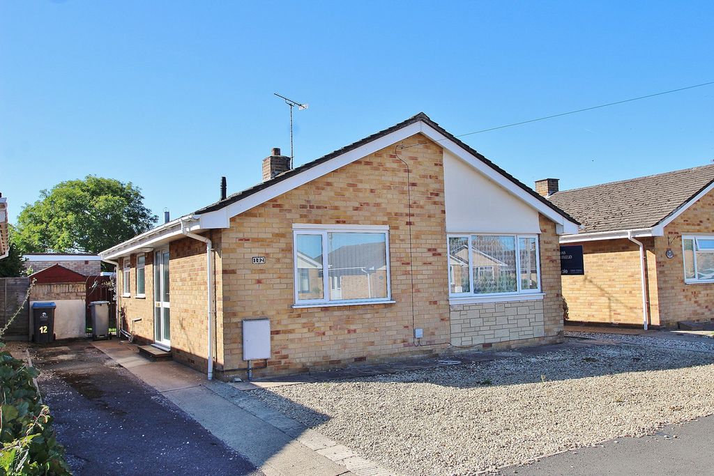 Property photo 1 of 9