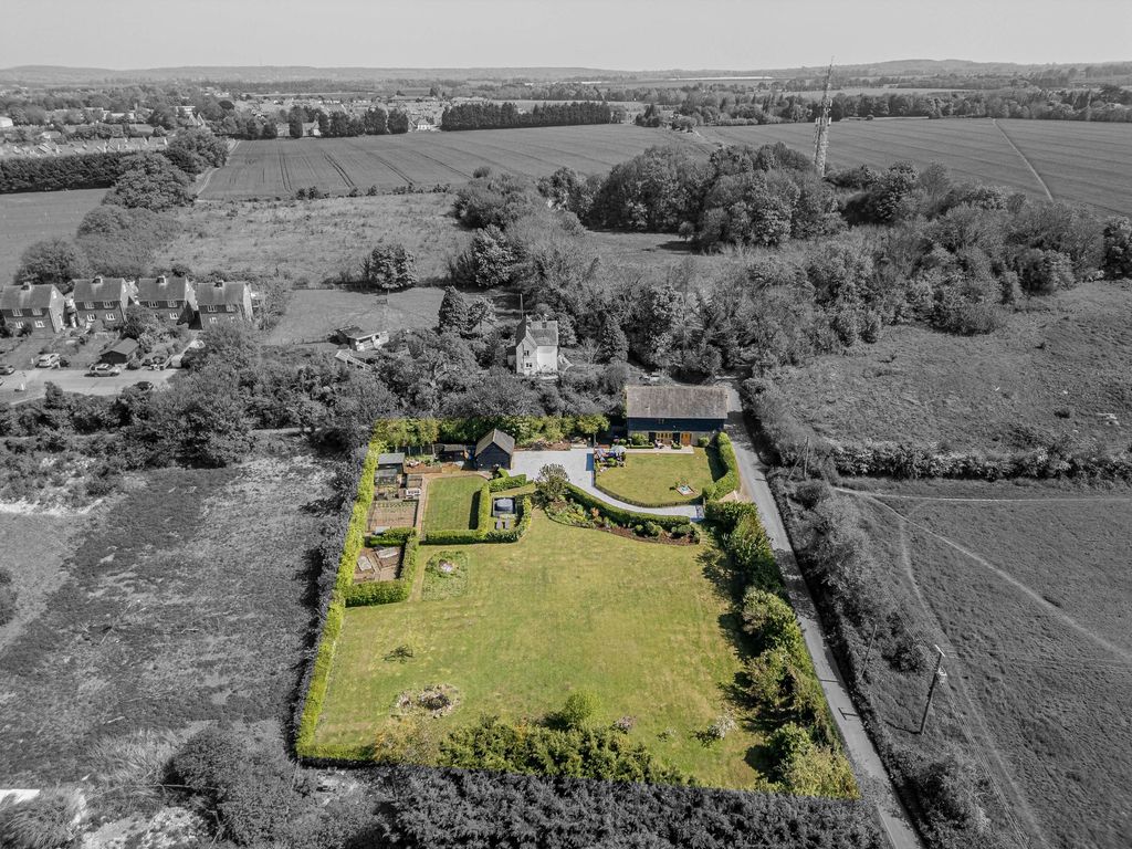 Property photo 3 of 60 Plot (1)