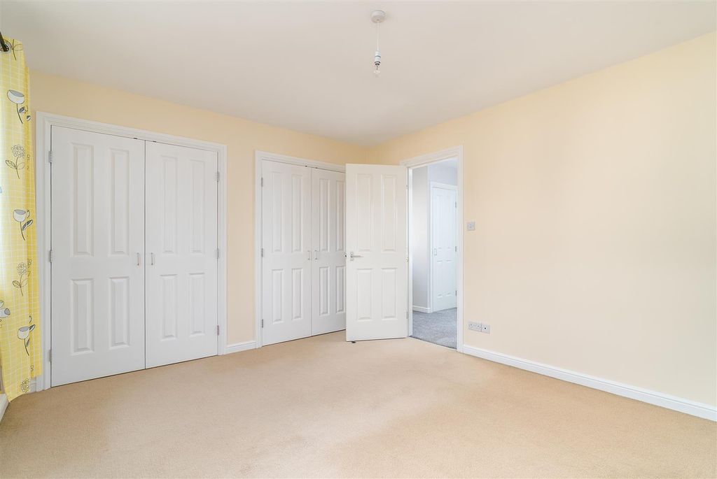 Property photo 3 of 22 9_Mansefield_Court_Kelso-11.Jpg