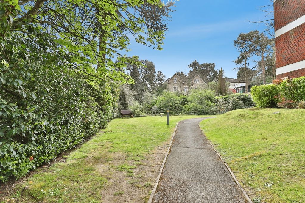 Property photo 2 of 14 Pbox-Img.Jpg
