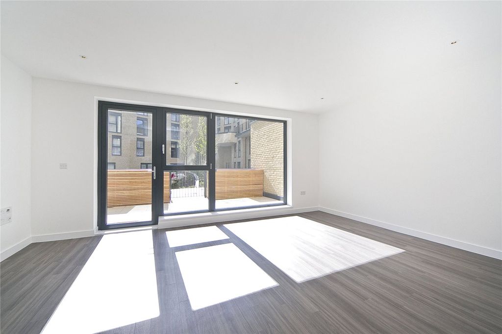 Property photo 1 of 26 Open Plan Living