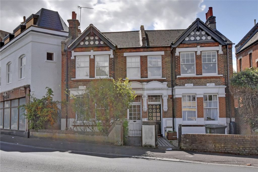 Property photo 1 of 13 Picture No. 05