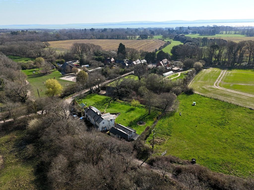 Property photo 3 of 27