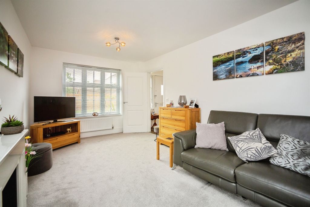 Property photo 3 of 16