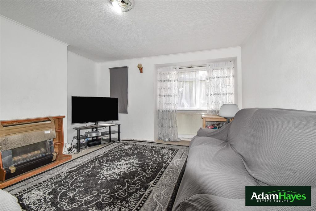 Property photo 2 of 6 Dsc_0482.Jpg