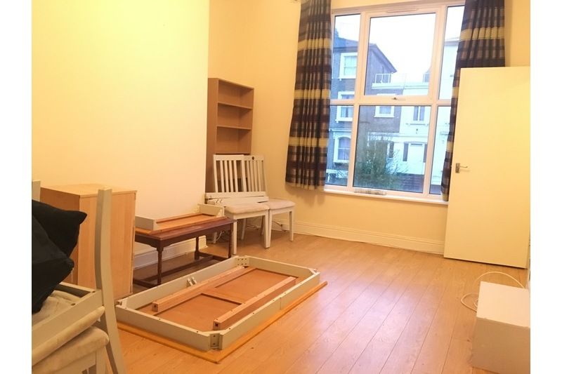 Property photo 1 of 5