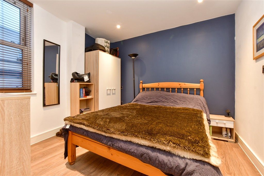 Property photo 3 of 10 Bedroom