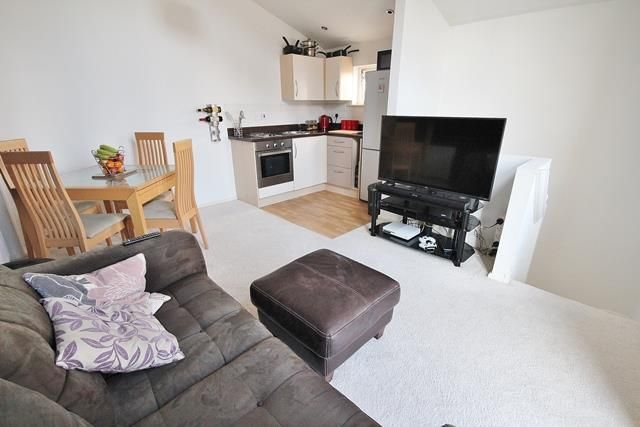 Property photo 2 of 5 Lounge Kitchen