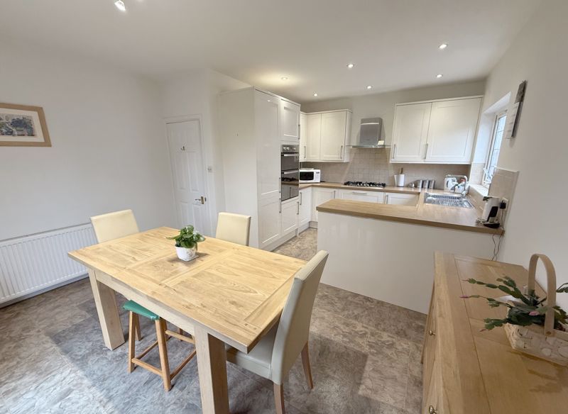 Property photo 2 of 20 Photo 14