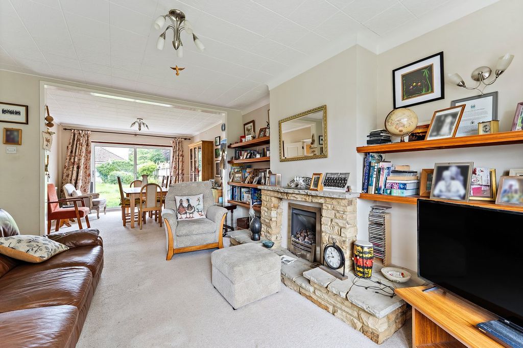 Property photo 3 of 13