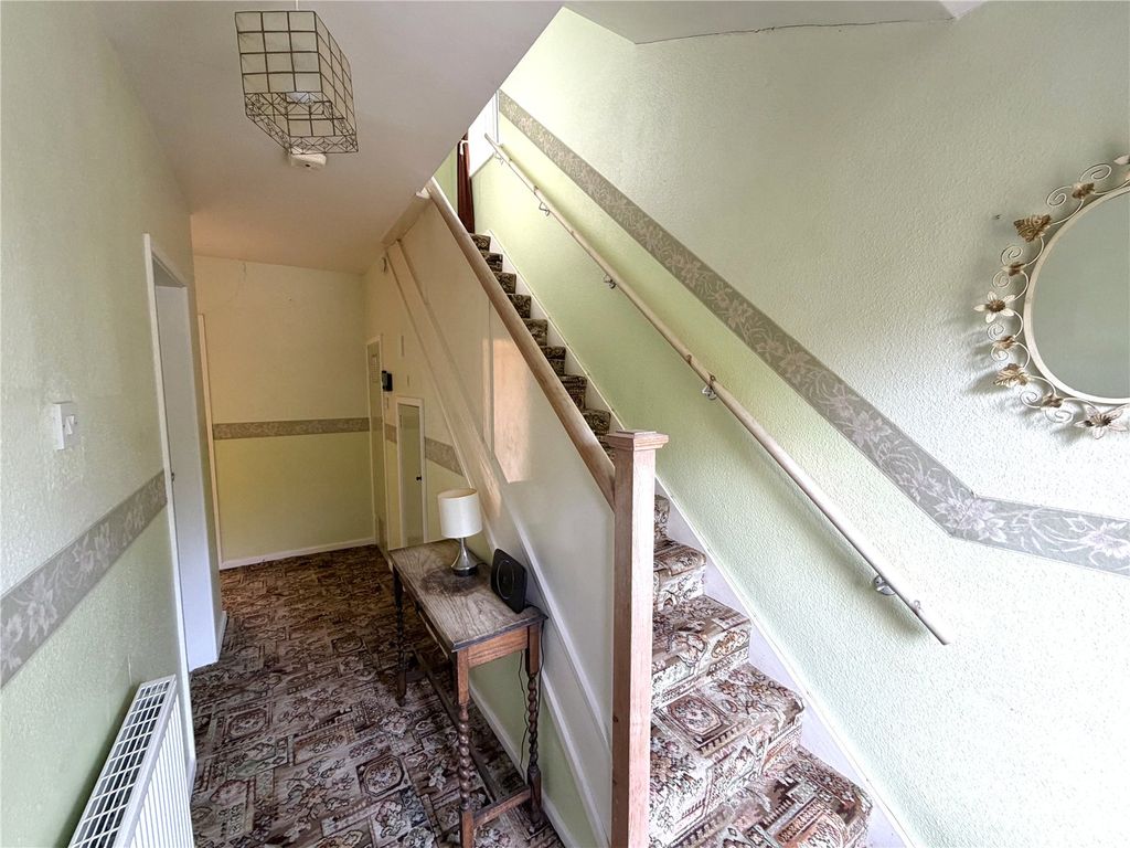 Property photo 3 of 16 Picture No. 02