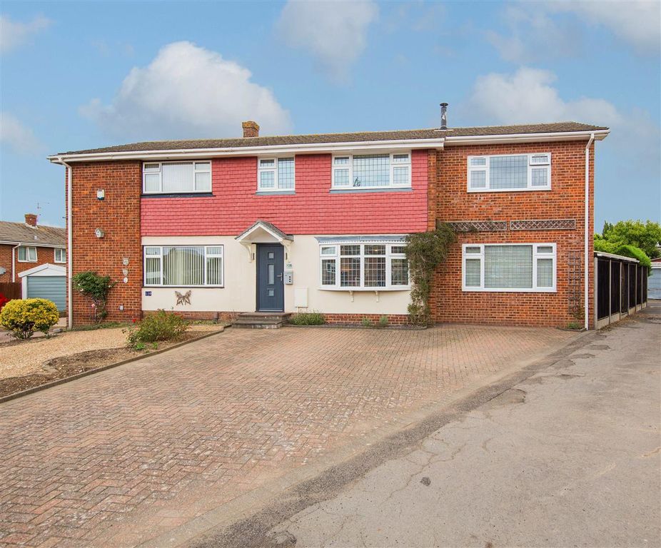 Property photo 1 of 33 Frontage