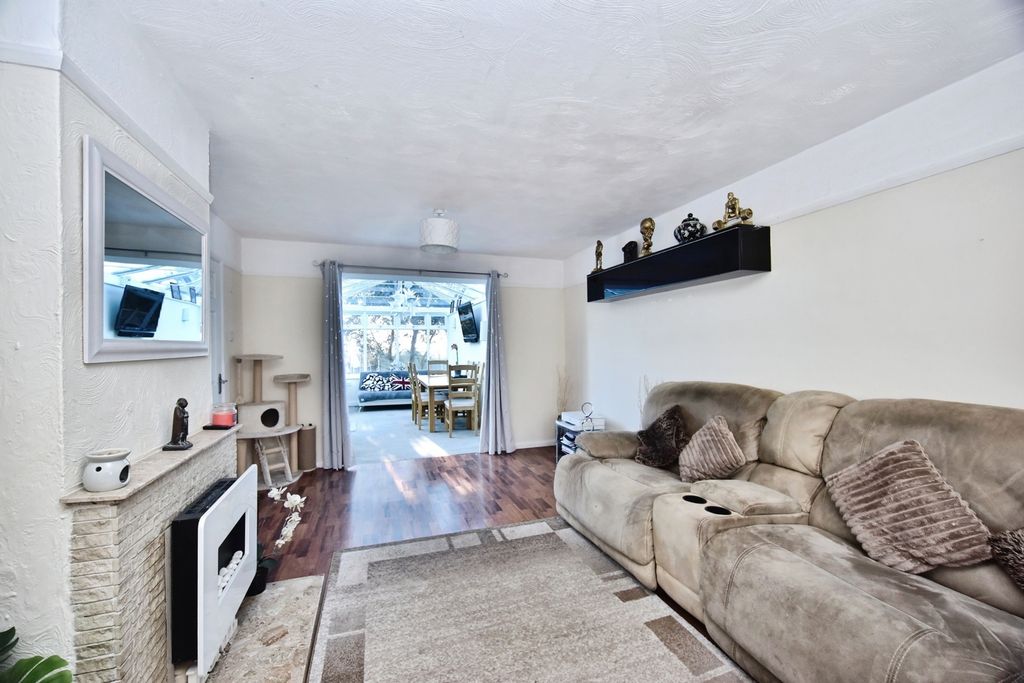 Property photo 2 of 20 Pbox-Img.Jpg