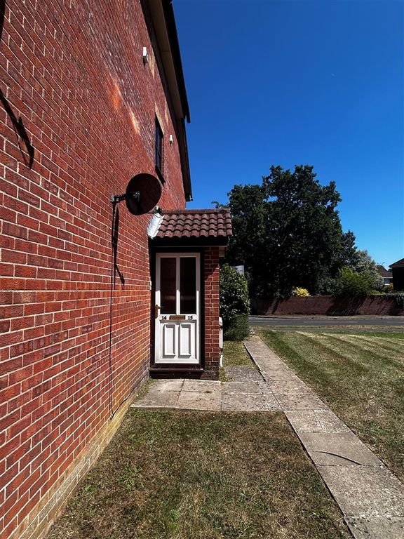 Property photo 1 of 6 Front.Jpg