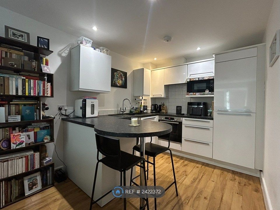 Property photo 3 of 13