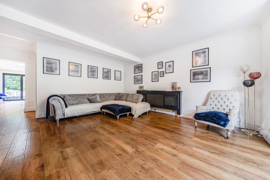 Property photo 2 of 7 Reception