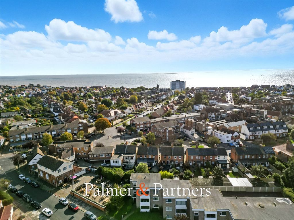 Property photo 3 of 17 Picture No. 05