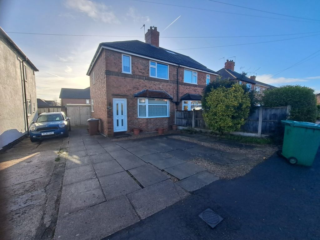 Property photo 1 of 8 Front