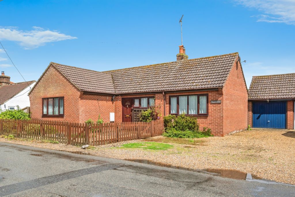 Property photo 1 of 17