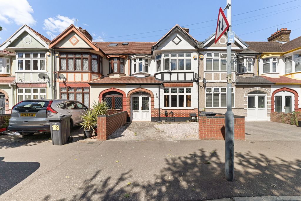 Property photo 1 of 13