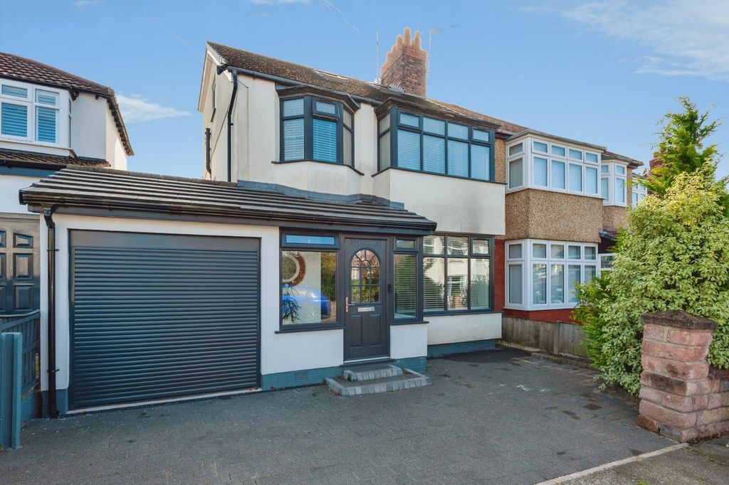 Property photo 1 of 25 Pbox-Img.Jpg