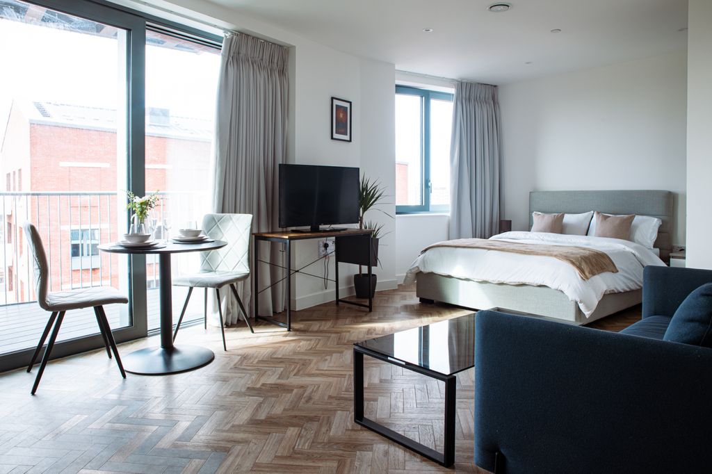Property photo 1 of 8 This Stunning, Bright And Airy Studio Apartment Offers An Exceptional Opportunity To Enjoy Stylish City Living Within A Sought-After Luxury Development.