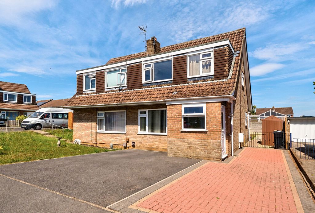 Property photo 1 of 17 1319836-2-6867ee7...