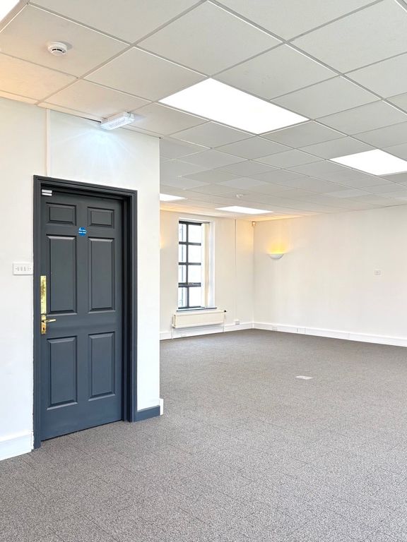 Property photo 1 of 5 Blackfriars 2