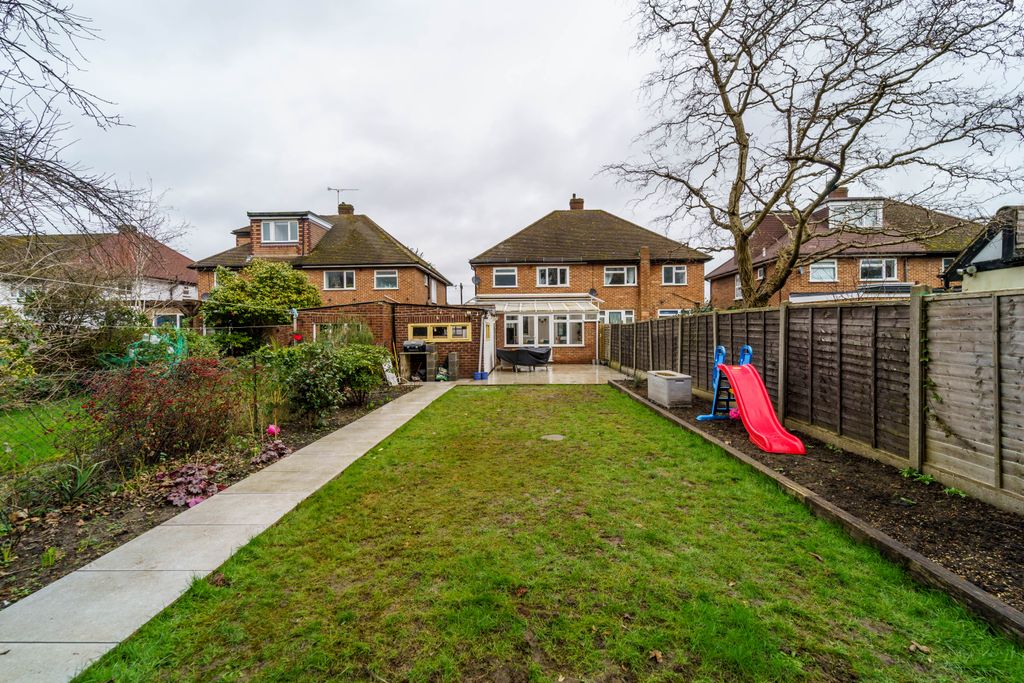 Property photo 2 of 15 Img_9437_14_Original