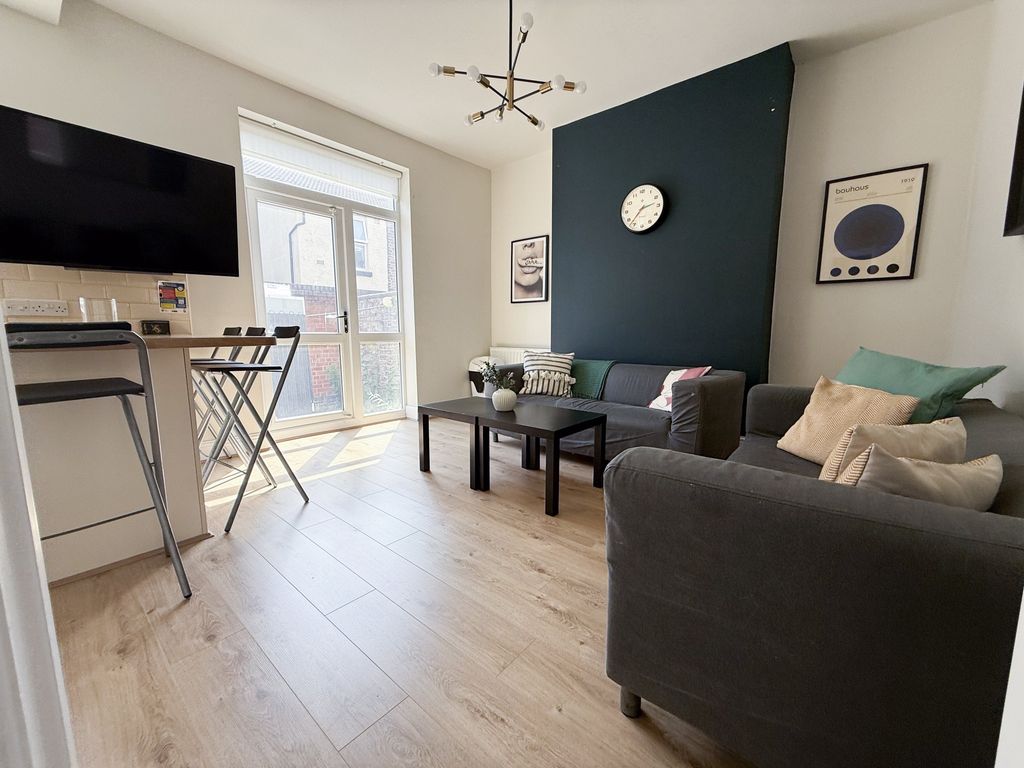 Property photo 1 of 9 15-Img_0322 2