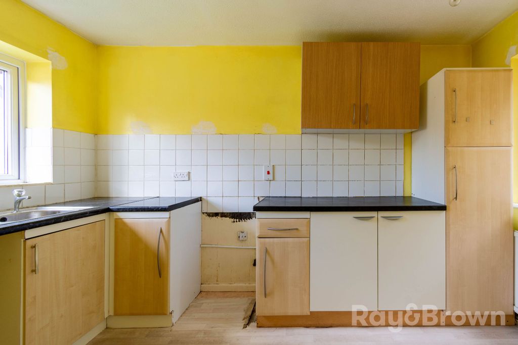 Property photo 3 of 30