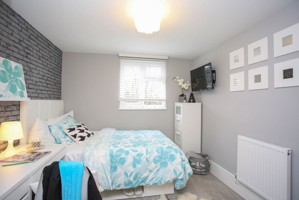 Property photo 1 of 14 4430010