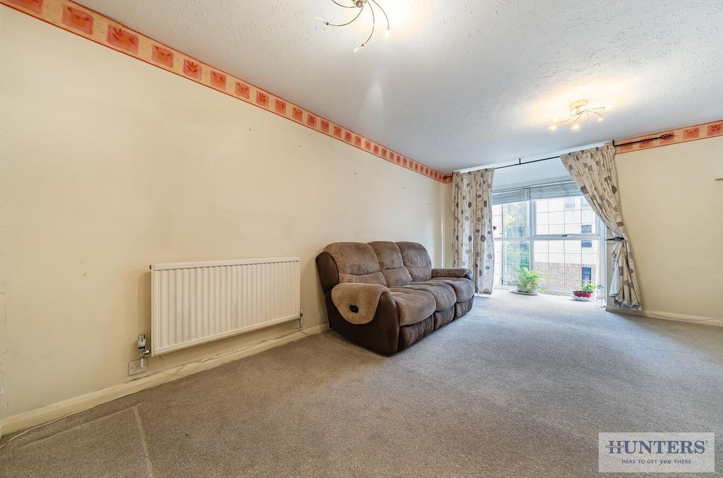 Property photo 3 of 18 15749F06-Acad-45Fb-Af62-F7c1910E85Bf.Jpg