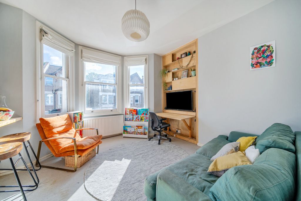 Property photo 2 of 9 1515388-4-1A0858d...