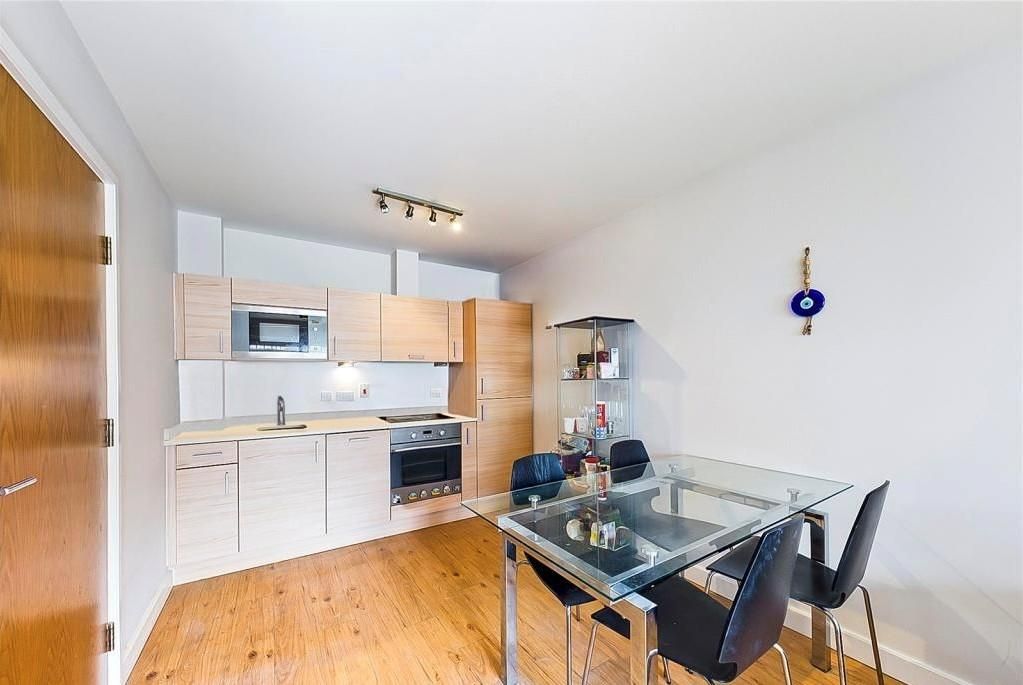 Property photo 1 of 13 1Â Bedroom Flat For Rent