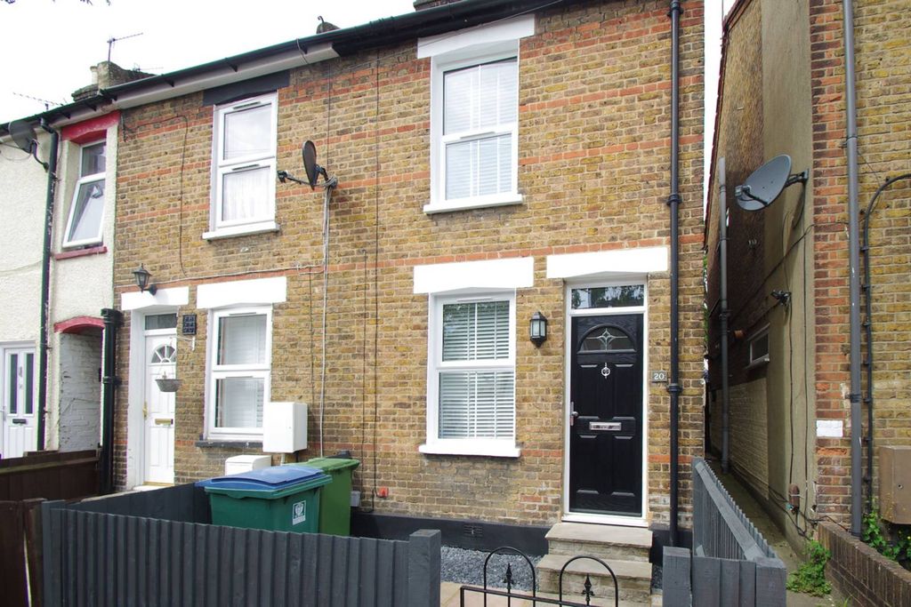 Property photo 1 of 8