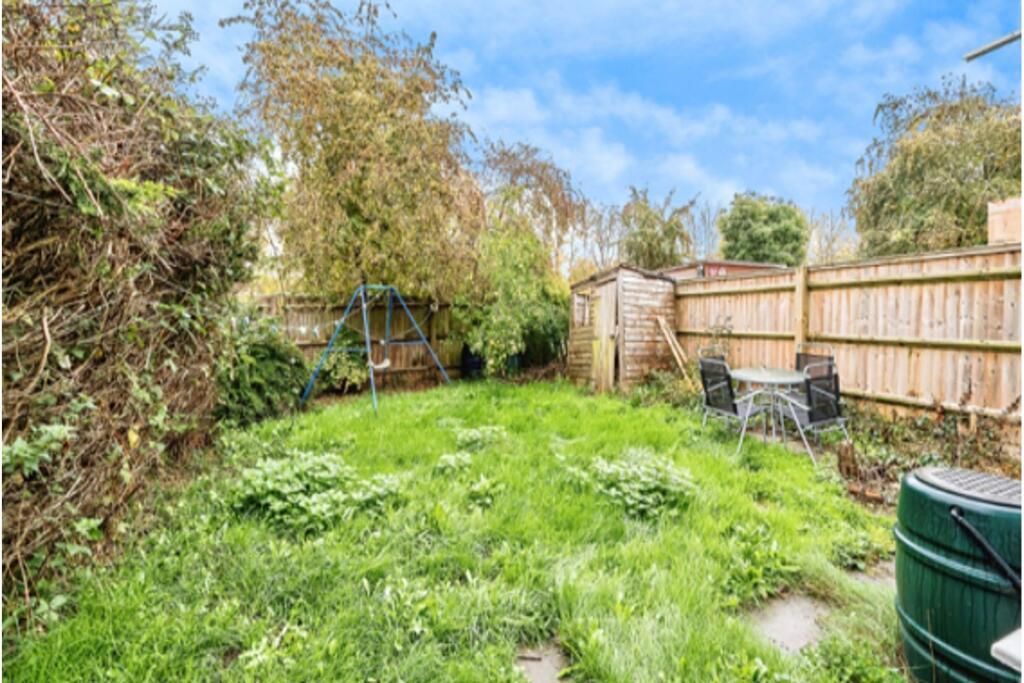 Property photo 2 of 9